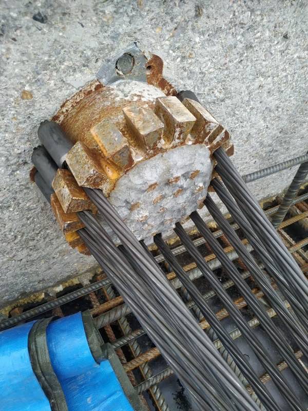 Carbon fiber reinforcement applied to a concrete member