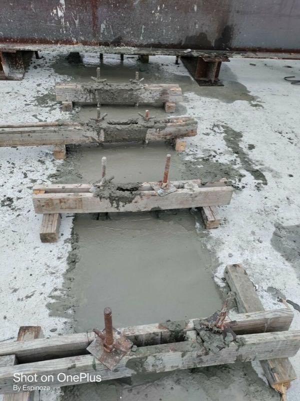 Concrete restoration work on a Florida structure